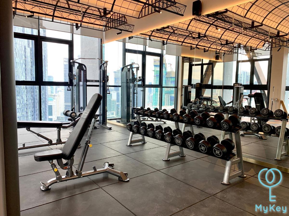 Scarletz Suites By Mykey Kuala Lumpur Exterior photo The gym at the 10th floor